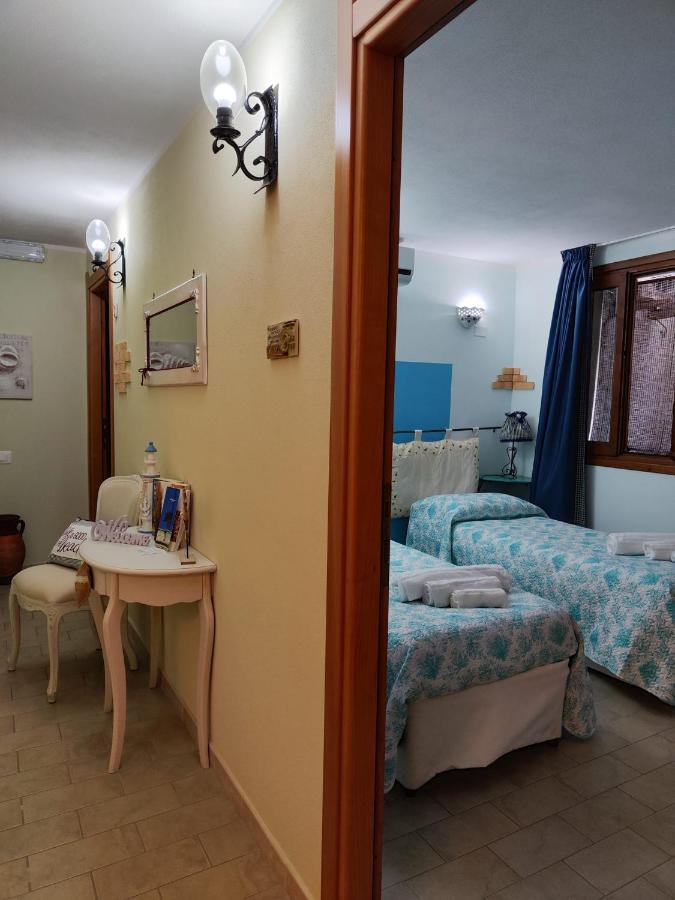 Bed and Breakfast La Pirata Capitana Costa degli Angeli Exterior foto